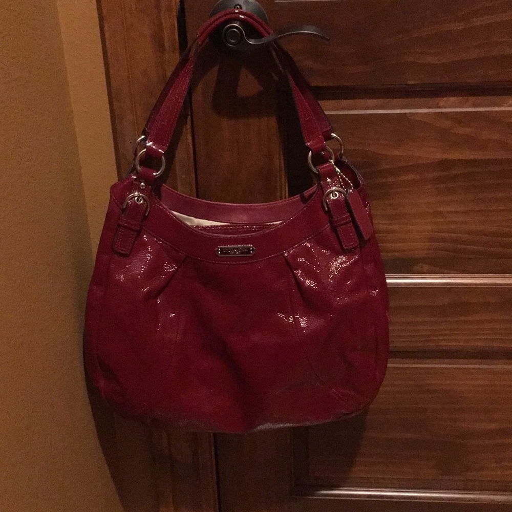 Coach handbag - Shiny red